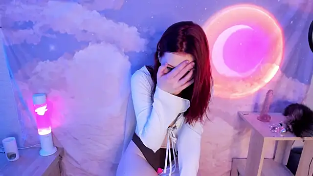 YunaPeace online show from 04/16/26, 09:39