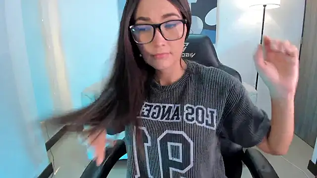 SaraParker  online show from 12/19/25, 10:39