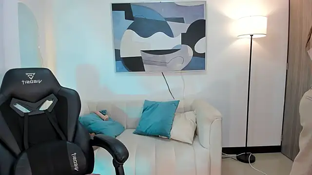 SaraParker  online show from 01/31/26, 11:25