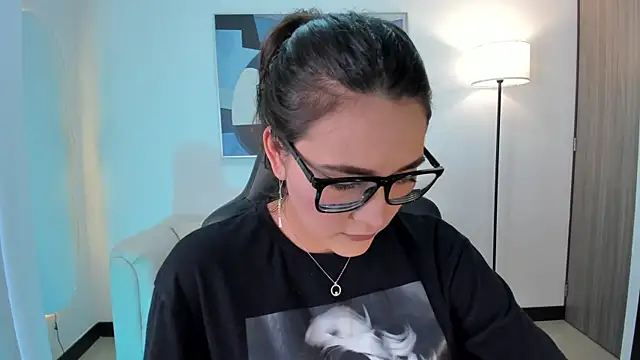 SaraParker  online show from 07/14/26, 08:14