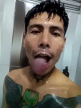 Snapshot of dannnyhot24 chatting on 01/25/25, 03:51 dannnyhot24 online show from 01/25/25, 03:51