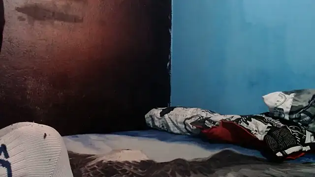 Snapshot of dannnyhot24 chatting on 03/22/25, 02:37 dannnyhot24 online show from 03/22/25, 02:37