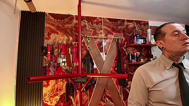 Snapshot of boy_n_girl chatting on 03/14/25, 10:29 boy n girl online show from 03/14/25, 10:29