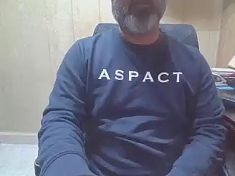 hairymaster95 online show from 12/14/25, 06:19