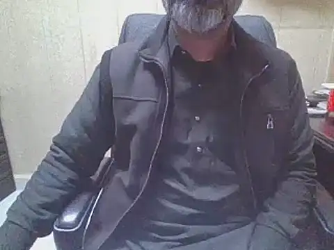 hairymaster95 online show from 01/10/26, 04:25