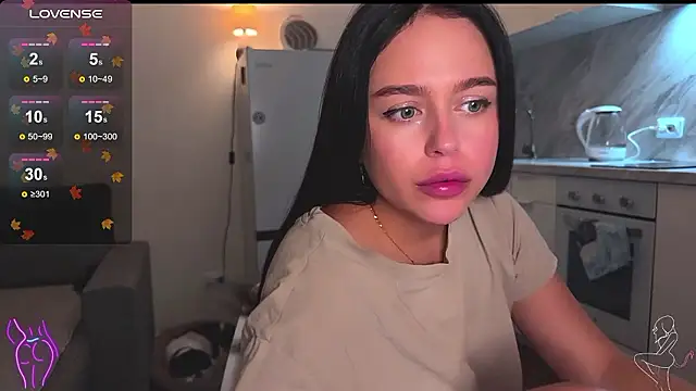 Megan Nilson online show from 12/05/24, 04:31