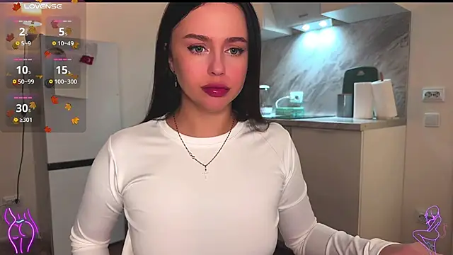 Megan Nilson online show from 01/22/25, 04:23