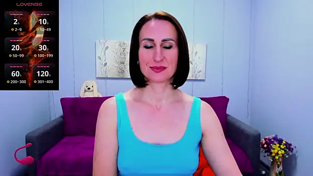 Snapshot of Nia_Smithh chatting on 12/14/24, 04:31 Nia Smithh online show from 12/14/24, 04:31