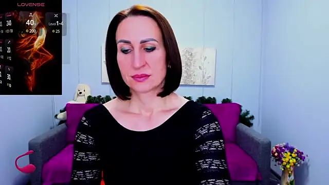 Snapshot of Nia_Smithh chatting on 12/17/24, 01:16 Nia Smithh online show from 12/17/24, 01:16