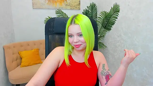 Snapshot of EnergyBunny_1 chatting on 02/18/25, 08:47 EnergyBunny 1 online show from 02/18/25, 08:47