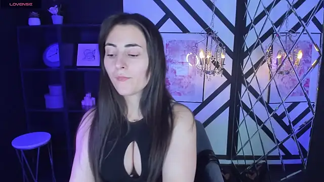 KylieMellow online show from 03/01/25, 08:45