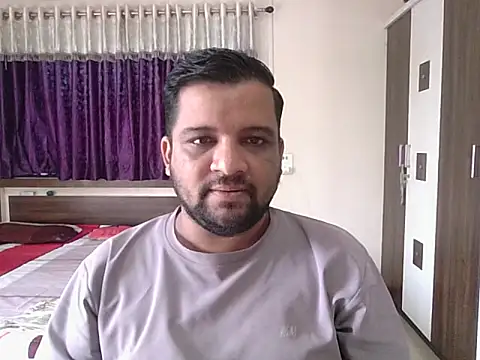 dhruv love online show from 09/18/25, 03:52