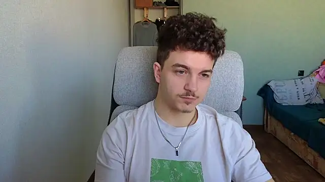 Remy Miles online show from 03/09/26, 07:23