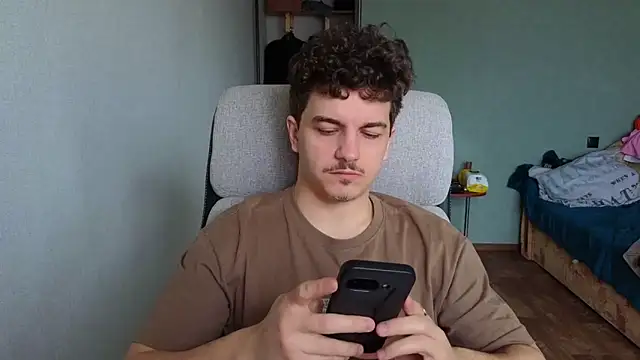 Remy Miles online show from 03/24/26, 05:45