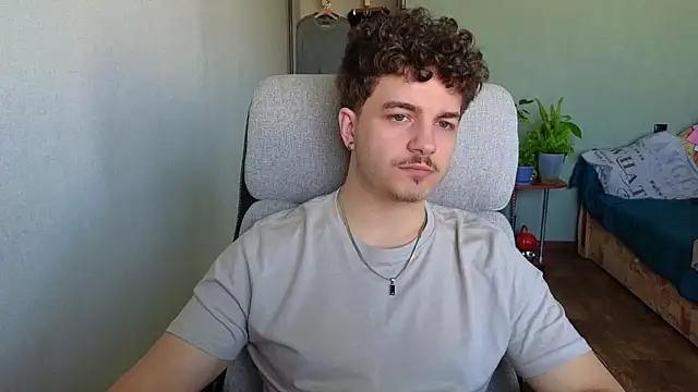 Remy Miles online show from 04/28/26, 07:02