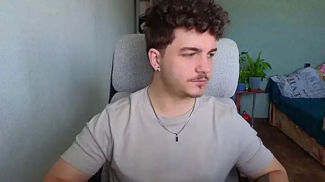 Remy Miles online show from 04/29/26, 07:01