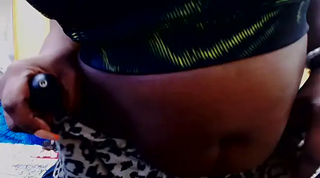 Snapshot of Bustydiva88 chatting on 12/25/24, 09:33 Bustydiva88 online show from 12/25/24, 09:33