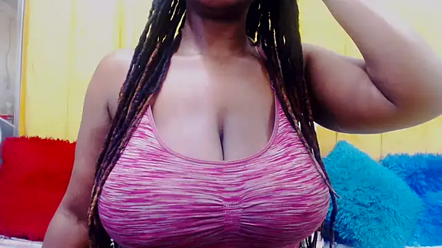 Snapshot of Bustydiva88 chatting on 09/23/25, 05:21 Bustydiva88 online show from 09/23/25, 05:21