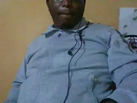 honeyswit online show from 09/10/25, 08:53