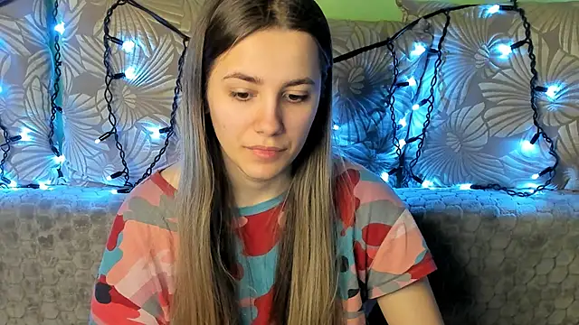 MaggieCake online show from 02/22/25, 04:40