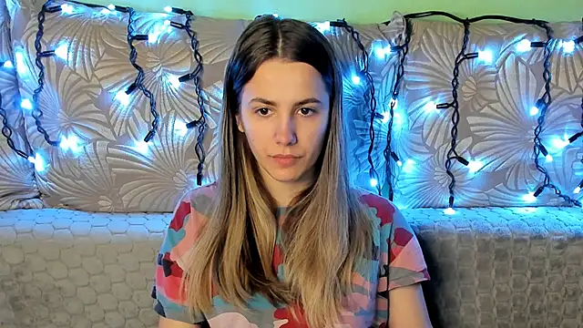 MaggieCake online show from 02/01/26, 03:27