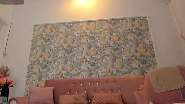 realhotfallingdevil online show from 10/07/25, 12:02