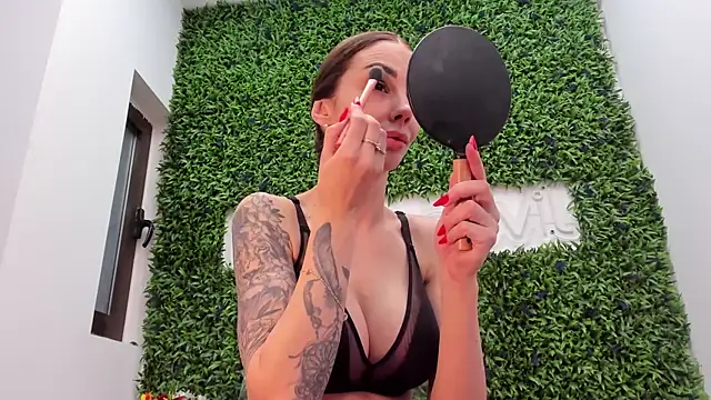 realhotfallingdevil online show from 04/01/26, 04:46