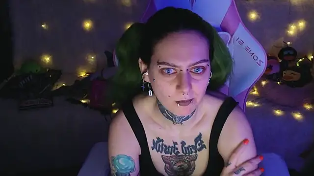 Ginger Stay online show from 03/27/26, 09:25