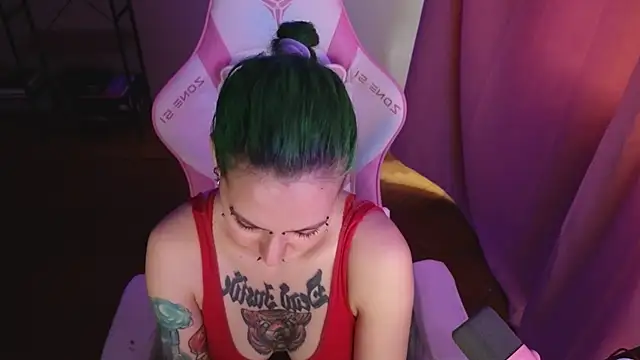 Ginger Stay online show from 06/10/26, 08:46