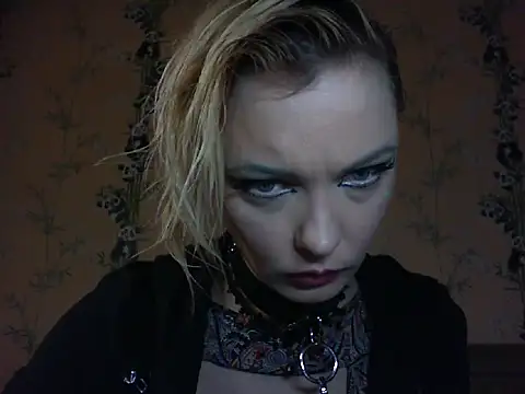 WildMissNiks online show from 03/10/26, 08:19