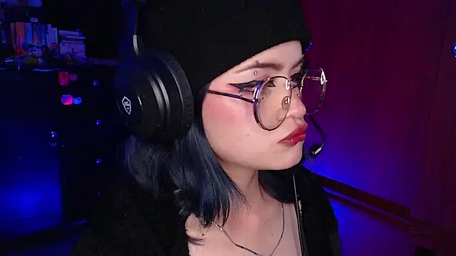 Raventh  online show from 12/18/25, 01:44