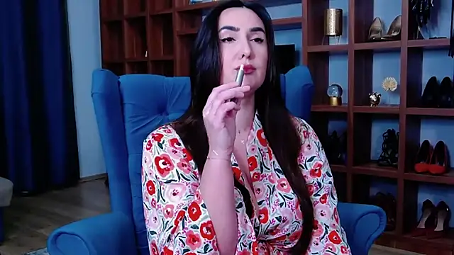 Snapshot of Mistress_Audrey chatting on 11/11/25, 04:29 Mistress Audrey online show from 11/11/25, 04:29