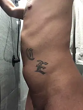 Snapshot of 69RIPsta69 chatting on 01/26/25, 05:13 69RIPsta69 online show from 01/26/25, 05:13