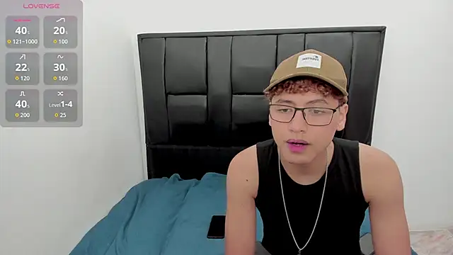 Snapshot of javieryalejandro chatting on 10/13/25, 08:09 javieryalejandro online show from 10/13/25, 08:09