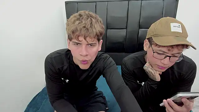 Snapshot of javieryalejandro chatting on 10/28/25, 01:36 javieryalejandro online show from 10/28/25, 01:36