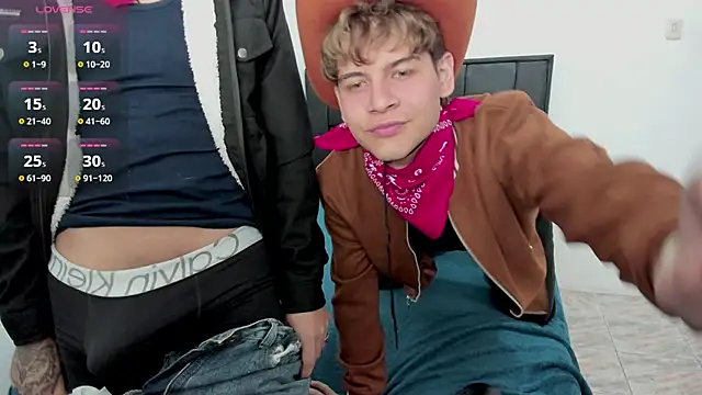 Snapshot of javieryalejandro chatting on 10/31/25, 09:38 javieryalejandro online show from 10/31/25, 09:38