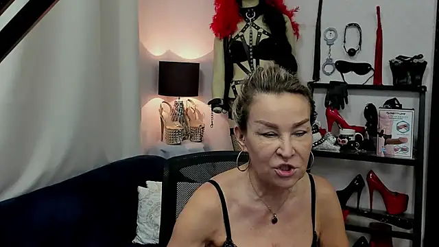 crystaLUX online show from 01/07/25, 05:33