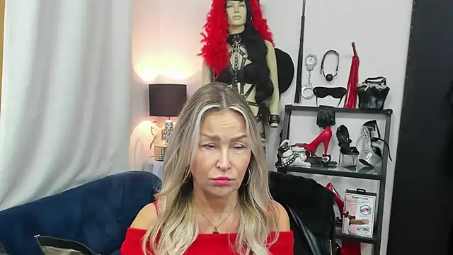 crystaLUX online show from 10/27/25, 05:55