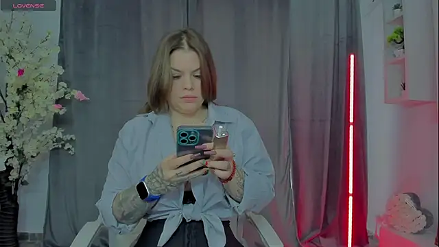 Raven Luna online show from 01/13/25, 07:32