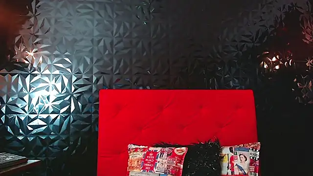 PINK  LOLA1 online show from 03/22/25, 01:54