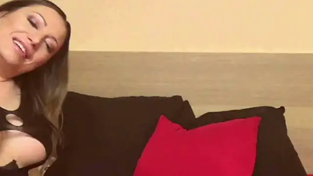 KendraLux online show from 01/15/26, 09:18