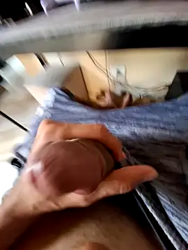 guilherme205 online show from 01/25/25, 06:13