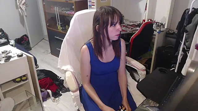 missthon0 online show from 04/01/26, 01:41