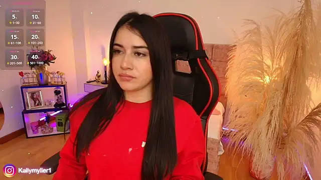 KallyMyller1 online show from 01/07/25, 07:17