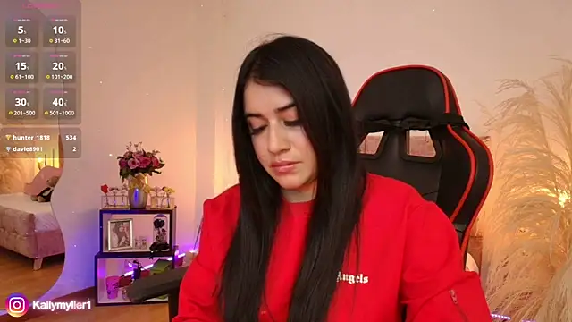 KallyMyller1 online show from 01/07/25, 10:19