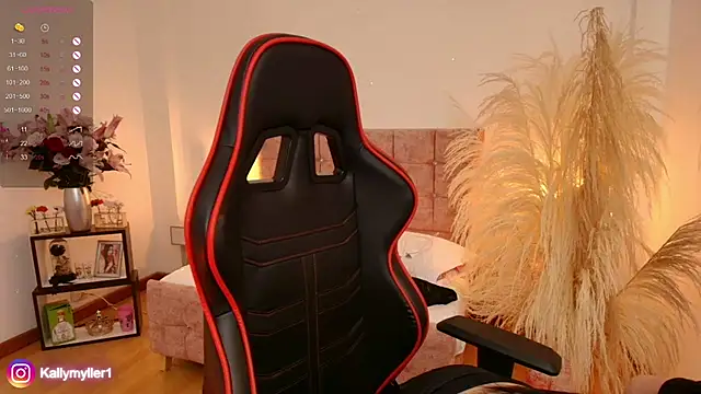 KallyMyller1 online show from 02/19/25, 07:16