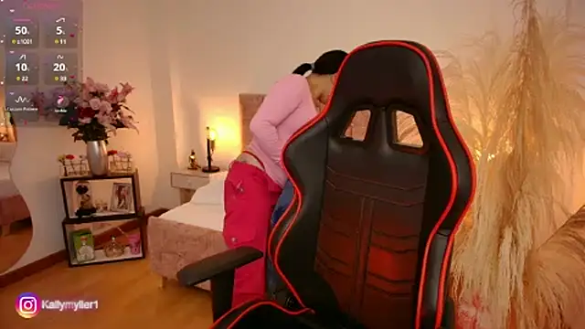 KallyMyller1 online show from 02/20/25, 07:52