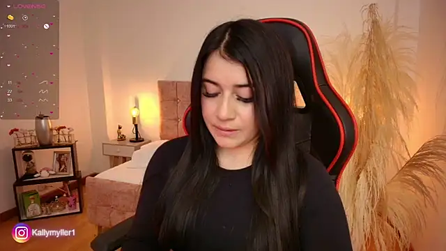 KallyMyller1 online show from 03/06/25, 07:21