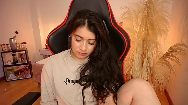 KallyMyller1 online show from 03/12/25, 10:50