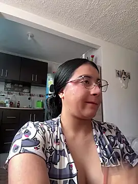 KallyMyller1 online show from 10/15/25, 05:02